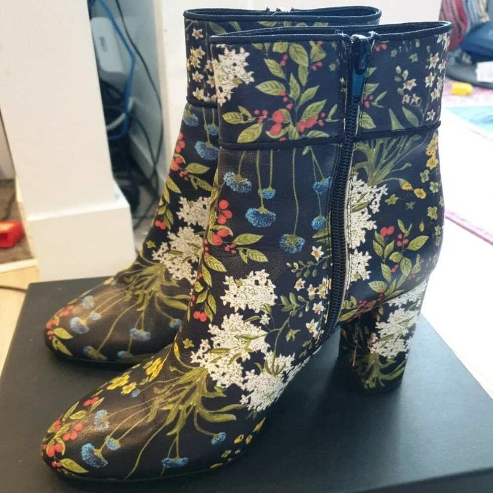Wittner Floral Heels - Picture 7 of 7